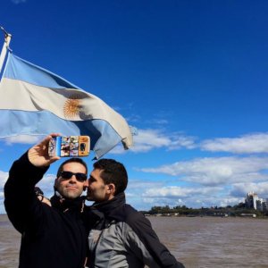 Go on a romantic boat ride with your love on the Paraná River.