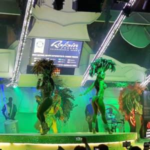 Enjoy a Rafain Churrascaria dance show while you eat dinner in Foz do Iguaçu.