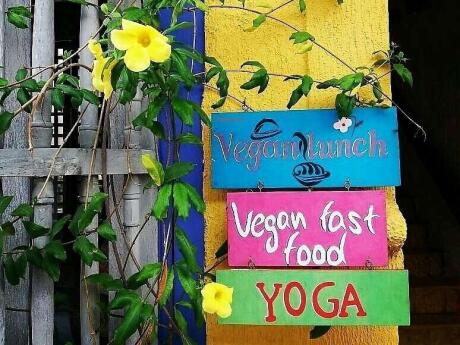 For the best vegan food in Cartagena, head to Saumdra Govindas!