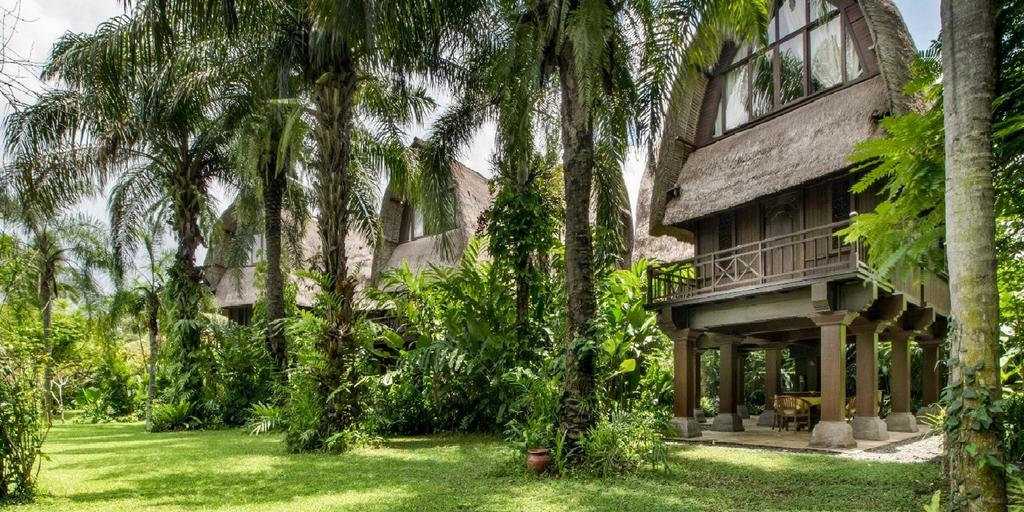 At the Bali Purnati Center for the Arts you can stay in Lumbungs - modern wooden structures that are inspired by classic Balinese rice barns