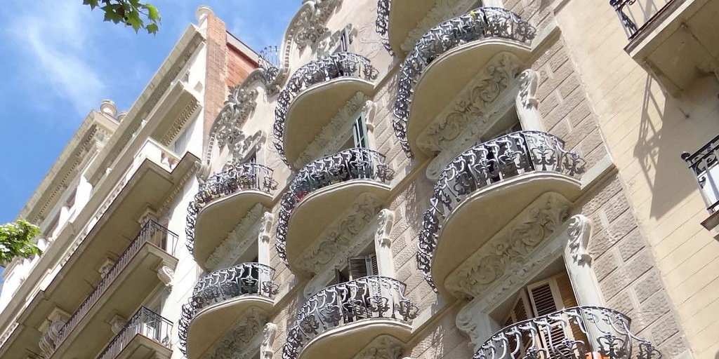 Gay hotels in Barcelona - Hostal Balkonis offers clean and comfortable budget accommodation, some rooms with gorgeous private balconies