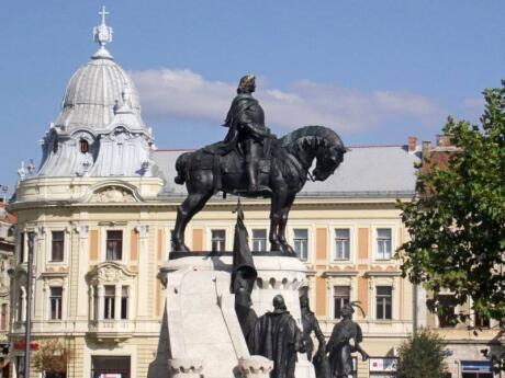 A walking tour of the city of Cluj in Romania is a must to learn all about its fascinating history