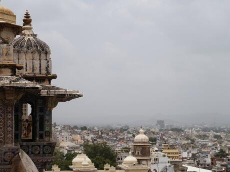 Another city in the Indian region of Rajasthan is the beautiful "White City" of Udaipur which is filled with palaces so all gay queens will love it!