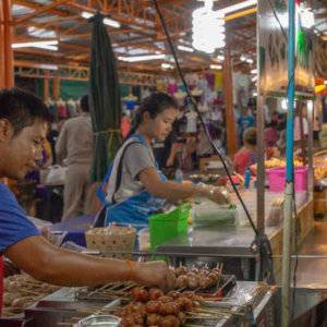 While you're in Thailand you should definitely do a night-time tour of the city and it's bustling markets