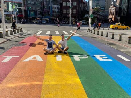 Taipei painted a street crossing in rainbow colours to celebrate the legislation of gay marriage in 2019, and it's now a popular photo spot!