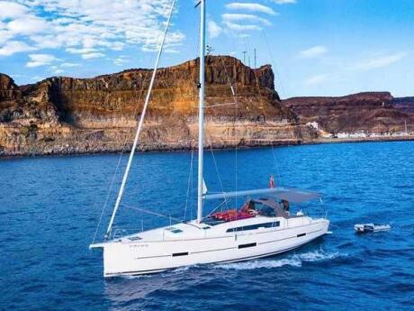 Go on an all-male, all-gay, clothing-optional yacht cruise for a fabulous day out in Gran Canaria!