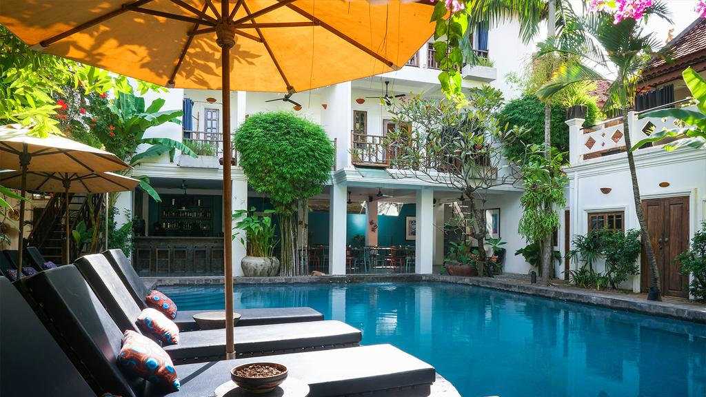 Rambutan is a mid-range but still gorgeous gay friendly resort in the heart of Siem Reap