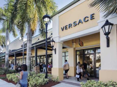 If you like to shop (who doesn't?!) head to the Sawgrass Mills outlet mall in Fort Lauderdale