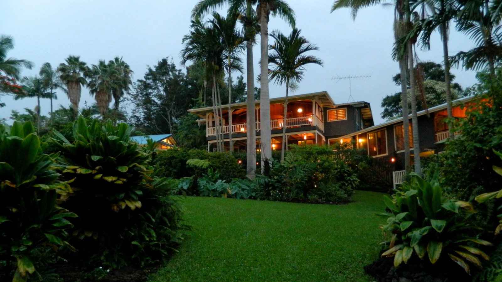 Kane Plantation is a gorgeous and gay spot for your Hawaiian vacation