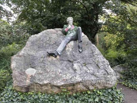 Gay visitors to Dublin need to stop by the statue commemorating Oscar Wilde