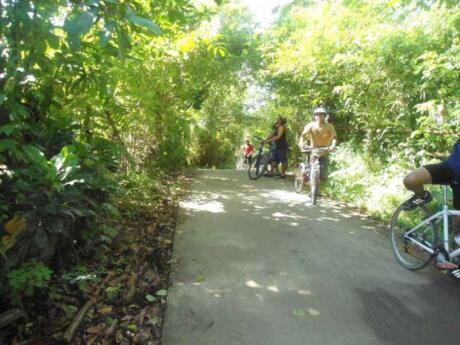 A cycling tour is a fun way to explore Lombok, especially the Pura Lingsar temple